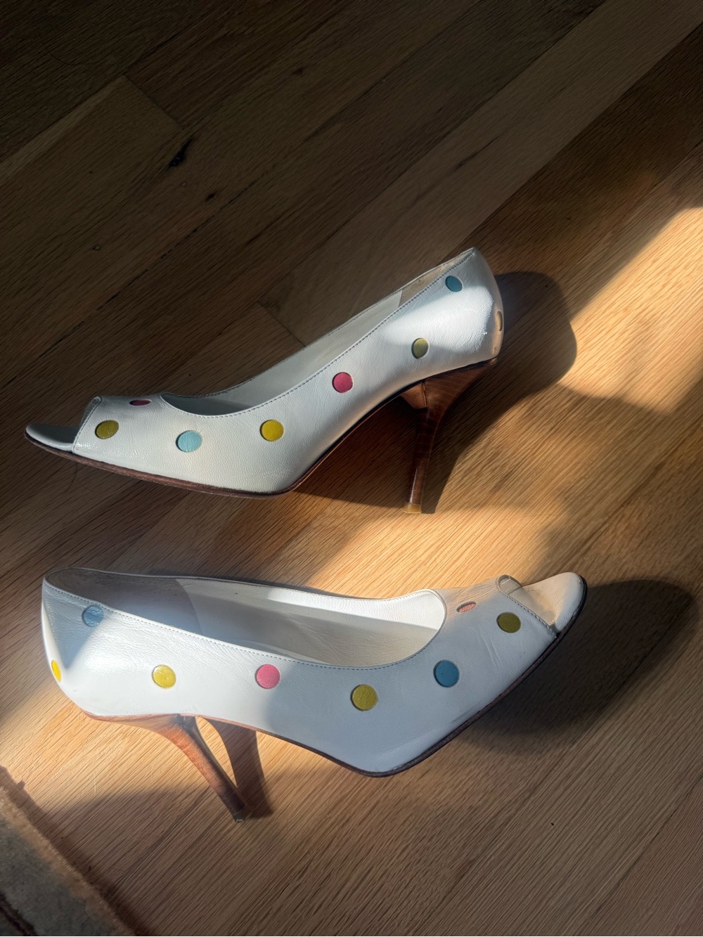 Via spiga White Peep-Toe Heels with Multicolor Polka Dots